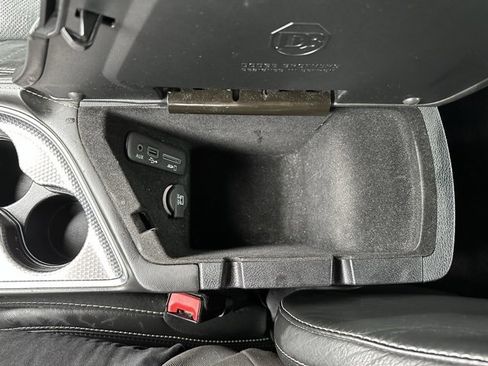 Used 2016 Dodge Challenger SRT Hellcat image 28