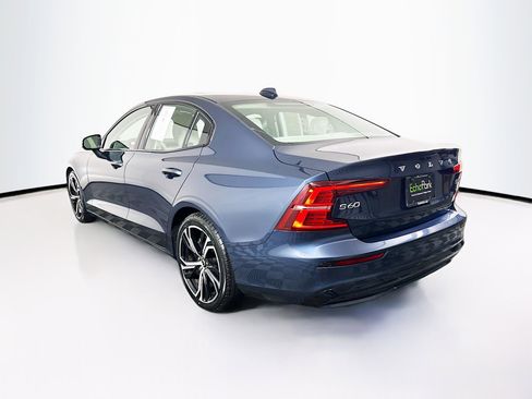Used 2024 Volvo S60 B5 Core image 5