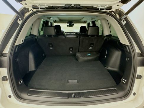 Used 2022 Jeep Grand Cherokee Limited 4xe w/ Luxury Tech Group II image 31