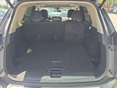 Certified 2023 Nissan Rogue SV w/ SV Premium B Package AWD/4WD image 10