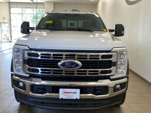 New 2025 Ford F550 4x4 SuperCab Super Duty image 3