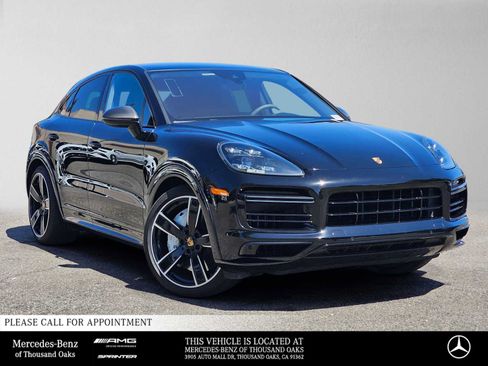 Used 2022 Porsche Cayenne Turbo AWD/4WD image 1