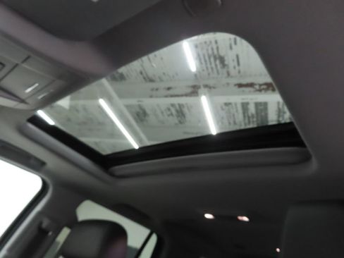 Used 2020 GMC Yukon SLT AWD/4WD image 19