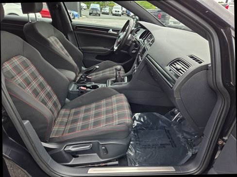 Used 2016 Volkswagen GTI S FWD image 27