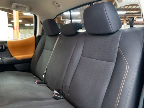 Used 2018 Toyota Tacoma SR5 RWD image 24