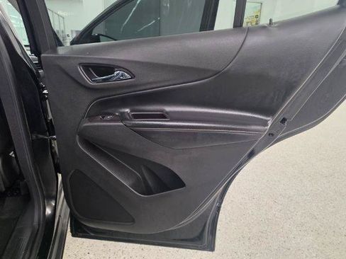 Used 2018 Chevrolet Equinox Premier FWD image 36