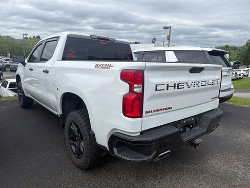 Used 2019 Chevrolet Silverado 1500 Custom Trail Boss w/ Custom Convenience Package AWD/4WD image 8