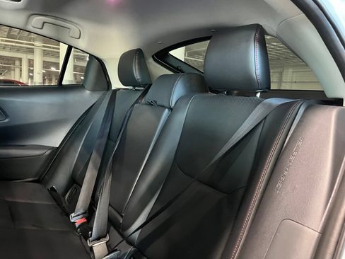 Used 2024 Toyota Prius Prime FWD image 39