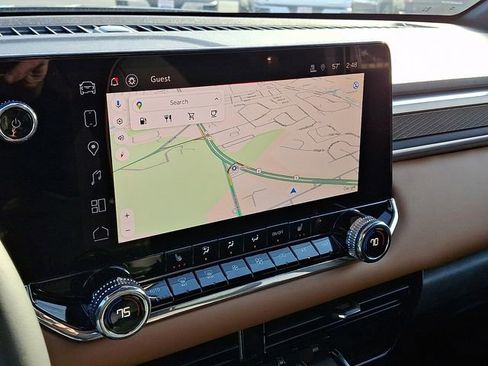 New 2025 GMC Canyon AT4 w/ Nightfall Edition AWD/4WD image 12