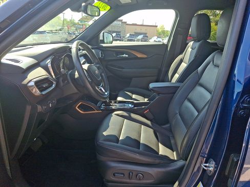 Used 2022 Chevrolet TrailBlazer ACTIV w/ Technology Package AWD/4WD image 13