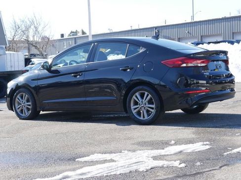Used 2017 Hyundai Elantra Value Edition image 4