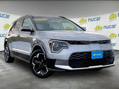 Used 2023 Kia Niro Wind w/ Wind Preserve Package