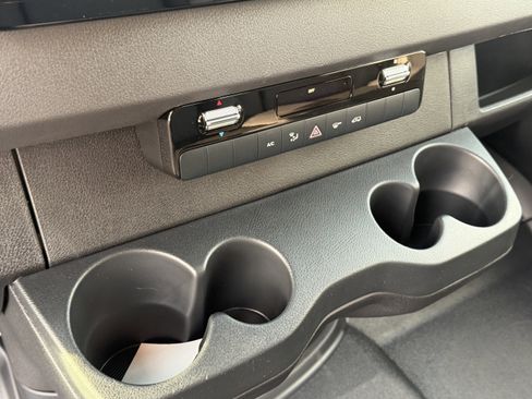 New 2026 Mercedes-Benz Sprinter 2500 image 23