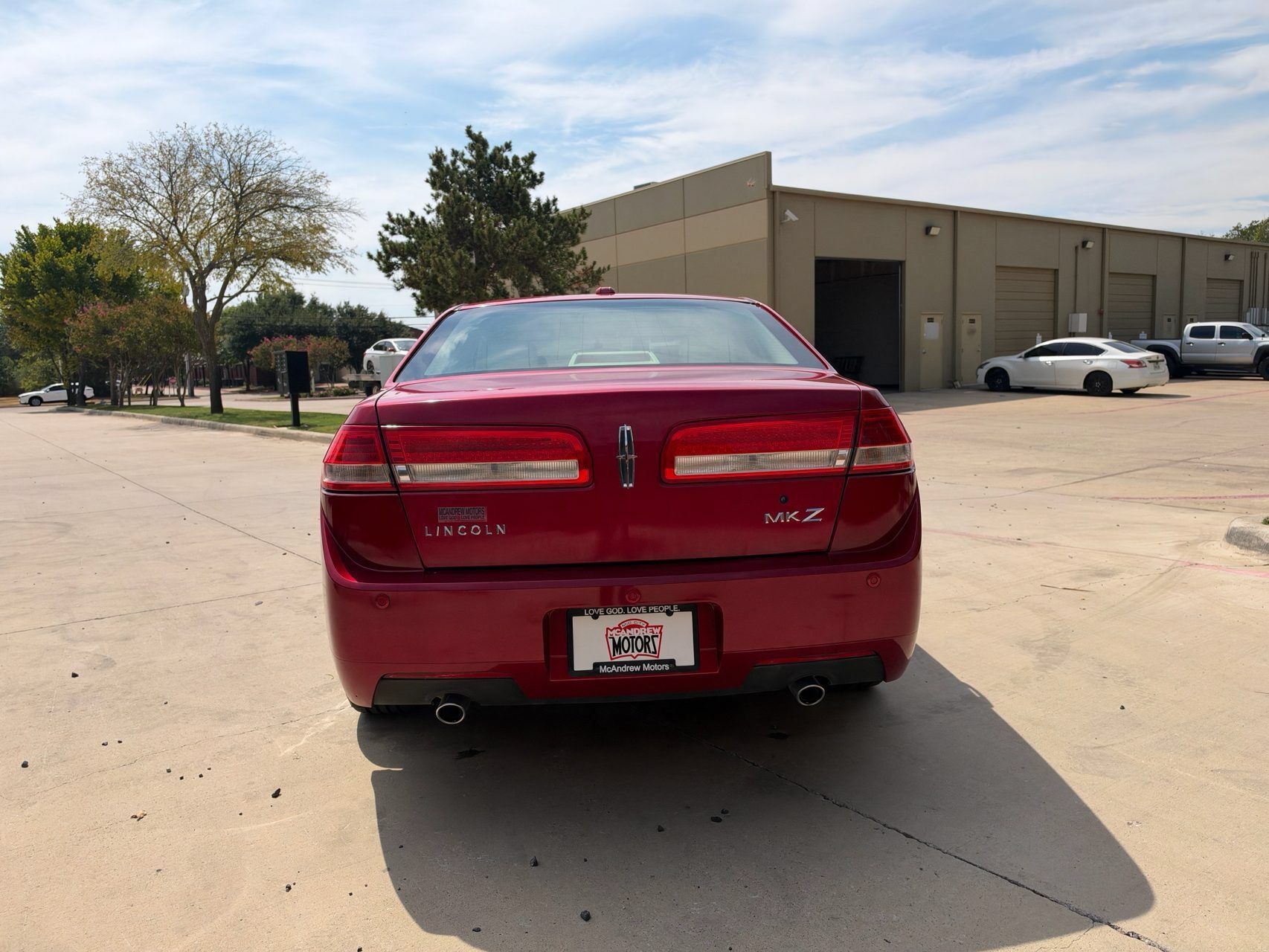 Used 2012 Lincoln MKZ FWD image 3