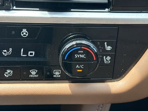 Certified 2025 Nissan Pathfinder Platinum w/ Cargo Package AWD/4WD image 23