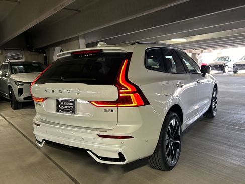 New 2026 Volvo XC60 B5 Plus w/ Protection Package Premier image 2