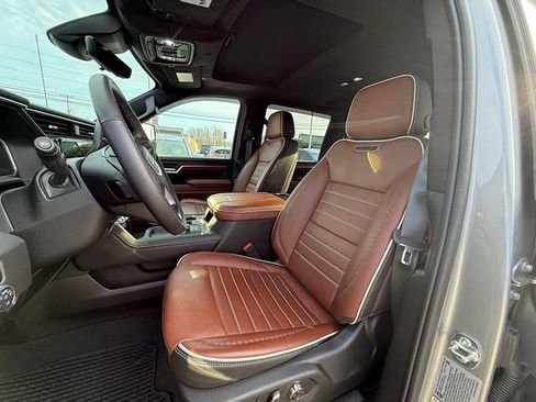 Used 2025 GMC Sierra 2500 Denali Ultimate image 28