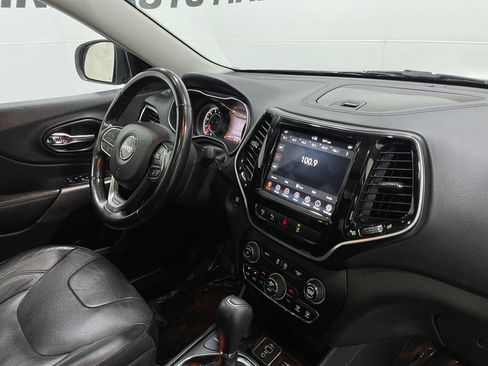 Used 2021 Jeep Cherokee Limited image 20