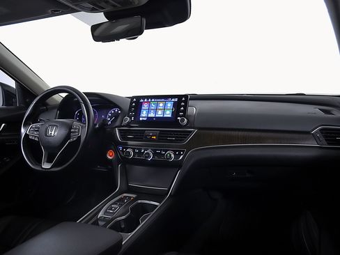 Used 2021 Honda Accord Touring image 24