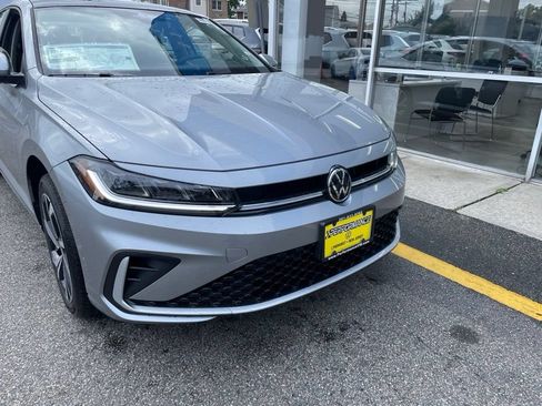 New 2026 Volkswagen Jetta SEL FWD image 9