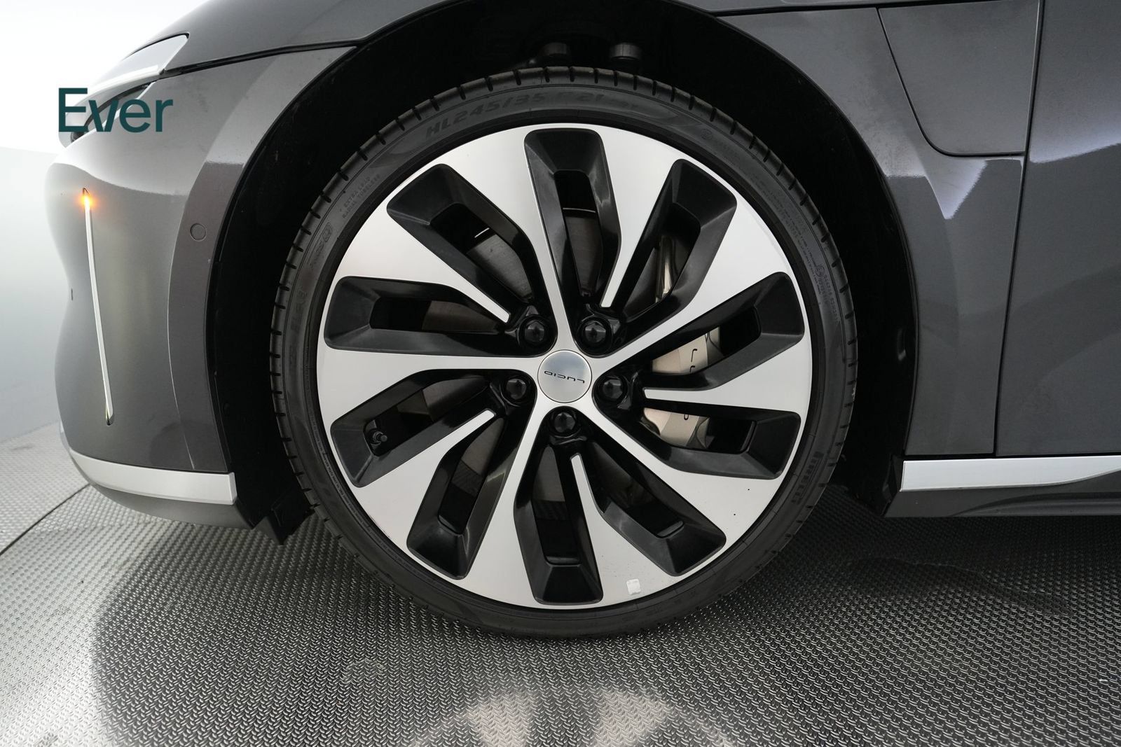Used 2022 Lucid Air Grand Touring AWD/4WD image 19