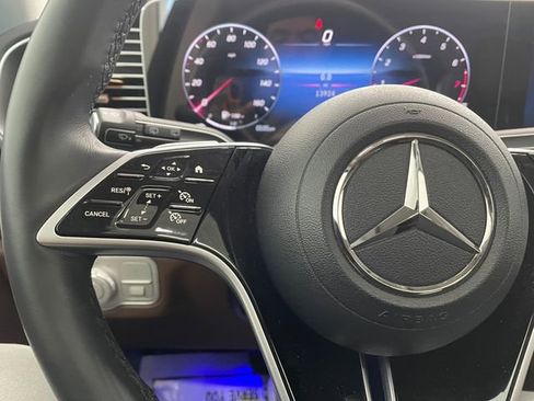 Used 2024 Mercedes-Benz GLE 350 4MATIC image 22