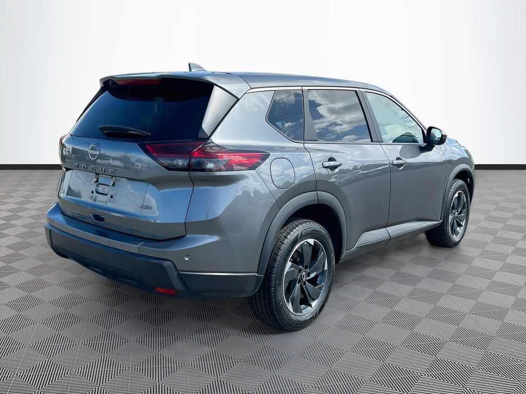 Used 2025 Nissan Rogue SV AWD/4WD image 7
