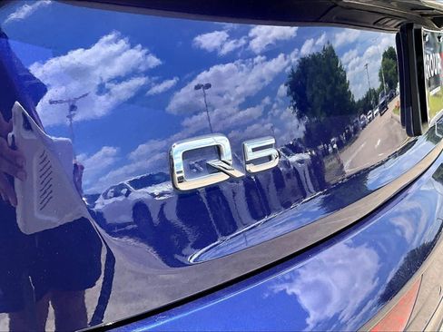 Used 2021 Audi Q5 2.0T Premium AWD/4WD image 29