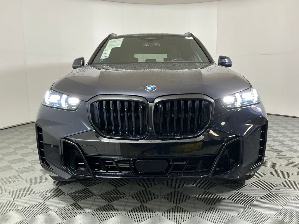Certified 2026 BMW X5 xDrive40i w/ M Sport Package AWD/4WD image 3