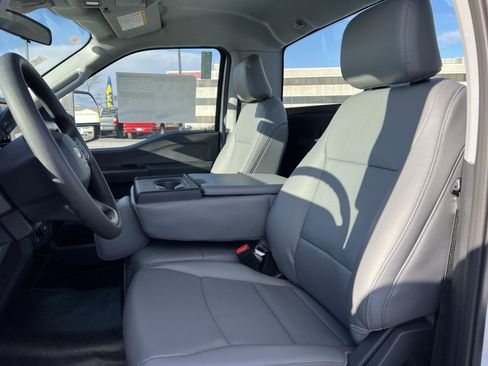 New 2026 Ford F250 XL w/ FX4 Off-Road Package image 13
