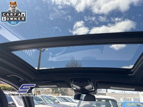 Used 2025 BMW X5 xDrive50e image 22