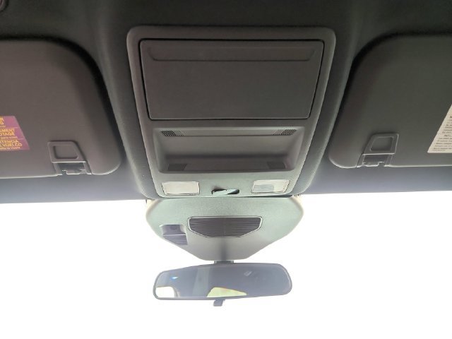 Used 2025 Ford Escape ST-Line FWD image 31