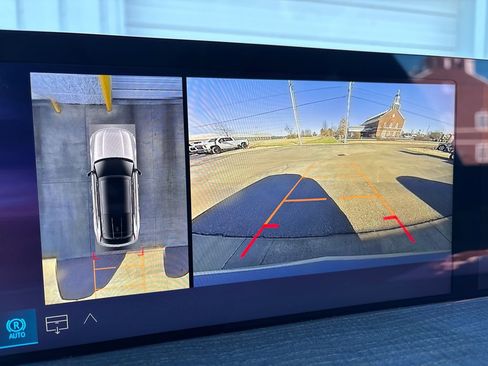 New 2026 Cadillac Escalade IQ Luxury 2 w/ LPO, Floor Liner Package image 29