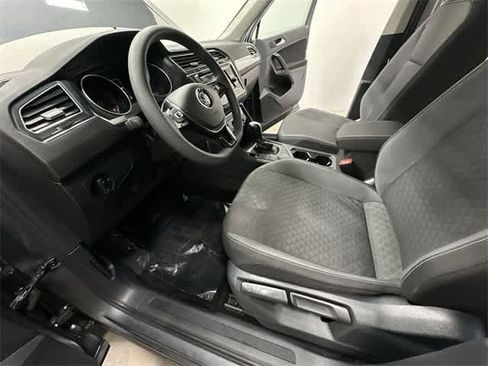 Certified 2021 Volkswagen Tiguan S image 15