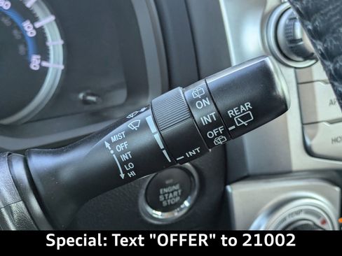 Used 2015 Toyota 4Runner Limited image 30