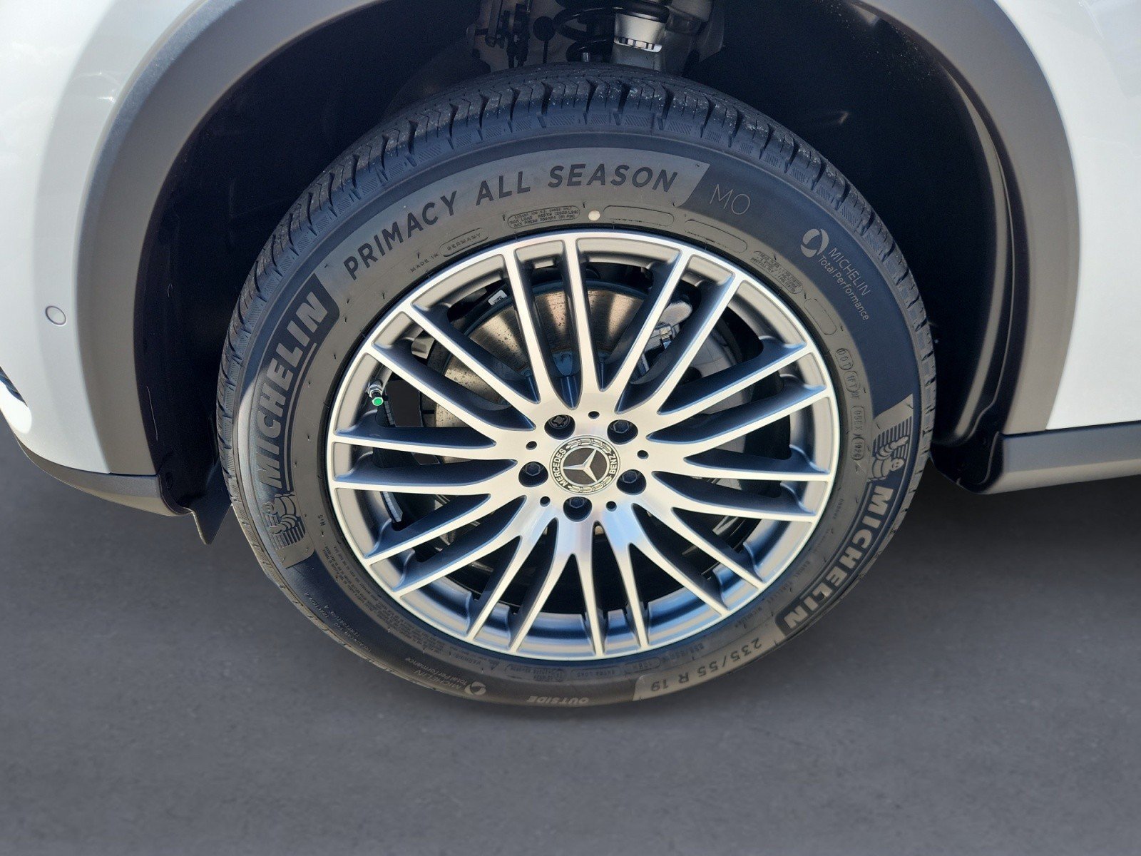 New 2027 Mercedes-Benz GLC 300 4MATIC image 8