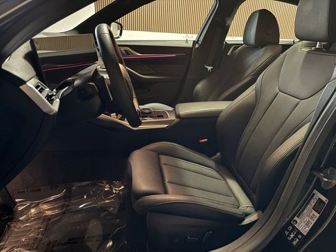 Used 2025 BMW 430i xDrive w/ Premium Package image 10