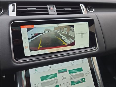 Used 2021 Land Rover Range Rover Sport HST image 26