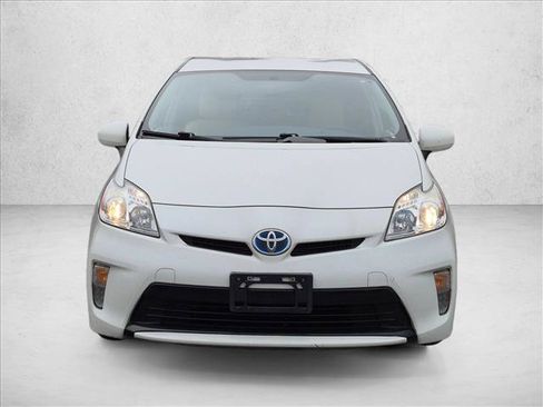 Used 2015 Toyota Prius Two FWD image 3