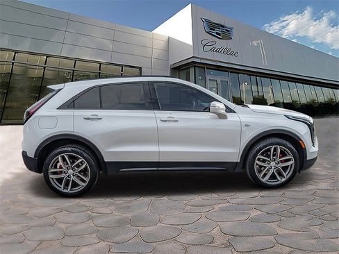 Certified 2021 Cadillac XT4 Sport w/ Cold Weather Package image 11