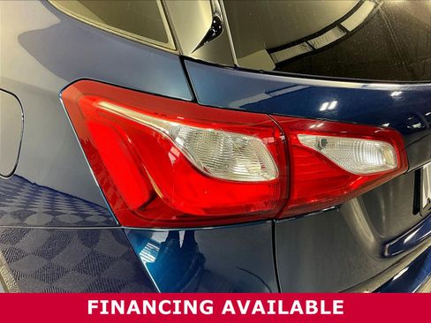 Used 2021 Chevrolet Equinox Premier FWD image 23