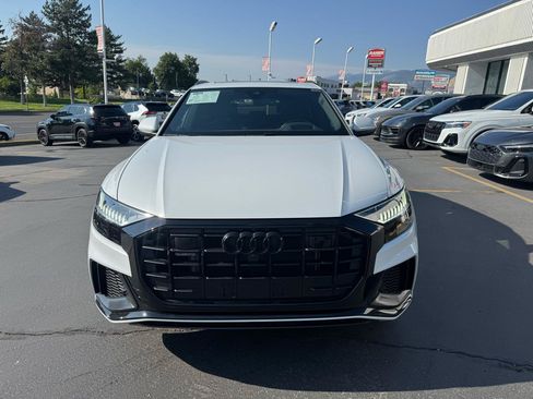 Used 2023 Audi Q8 Prestige w/ Prestige Package AWD/4WD image 10