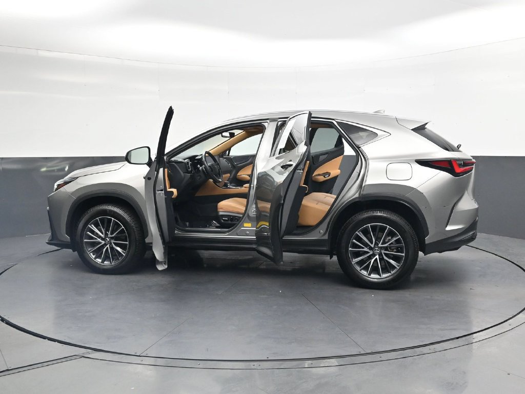 Used 2025 Lexus NX 350 AWD w/ Accessory Package (2T) image 44