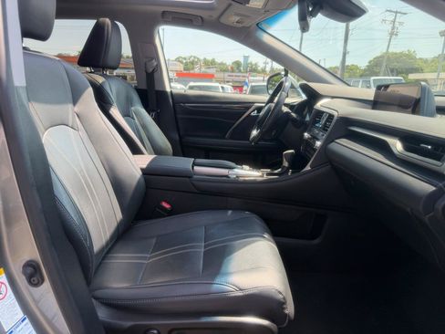 Used 2018 Lexus RX 350 AWD w/ Luxury Package image 23