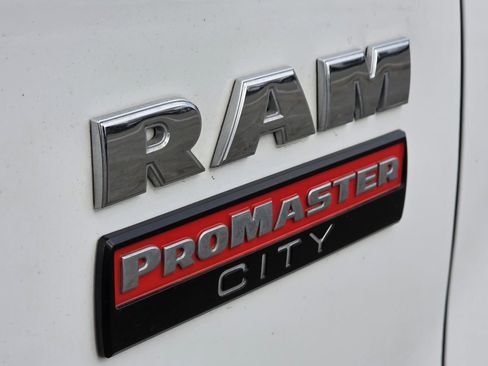 Used 2021 RAM ProMaster City Tradesman image 13