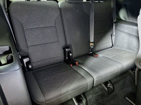 Certified 2026 Chevrolet Traverse LT FWD image 25