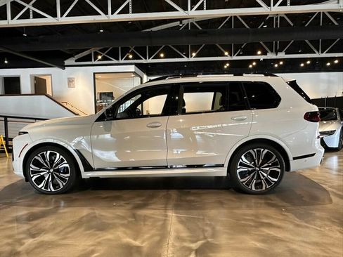 Used 2024 BMW X7 M60i w/ Executive Package AWD/4WD image 2