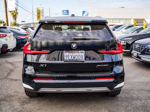 Used 2023 BMW X1 xDrive28i w/ Convenience Package image 9
