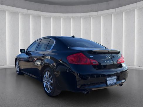 Used 2012 INFINITI G37 x w/ Premium Pkg image 3