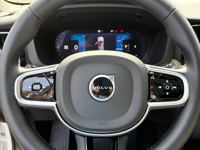 Certified 2026 Volvo XC60 B5 Plus AWD/4WD image 11